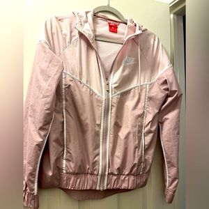 nike wind breaker pink zip up jacket GREAT CONDITION